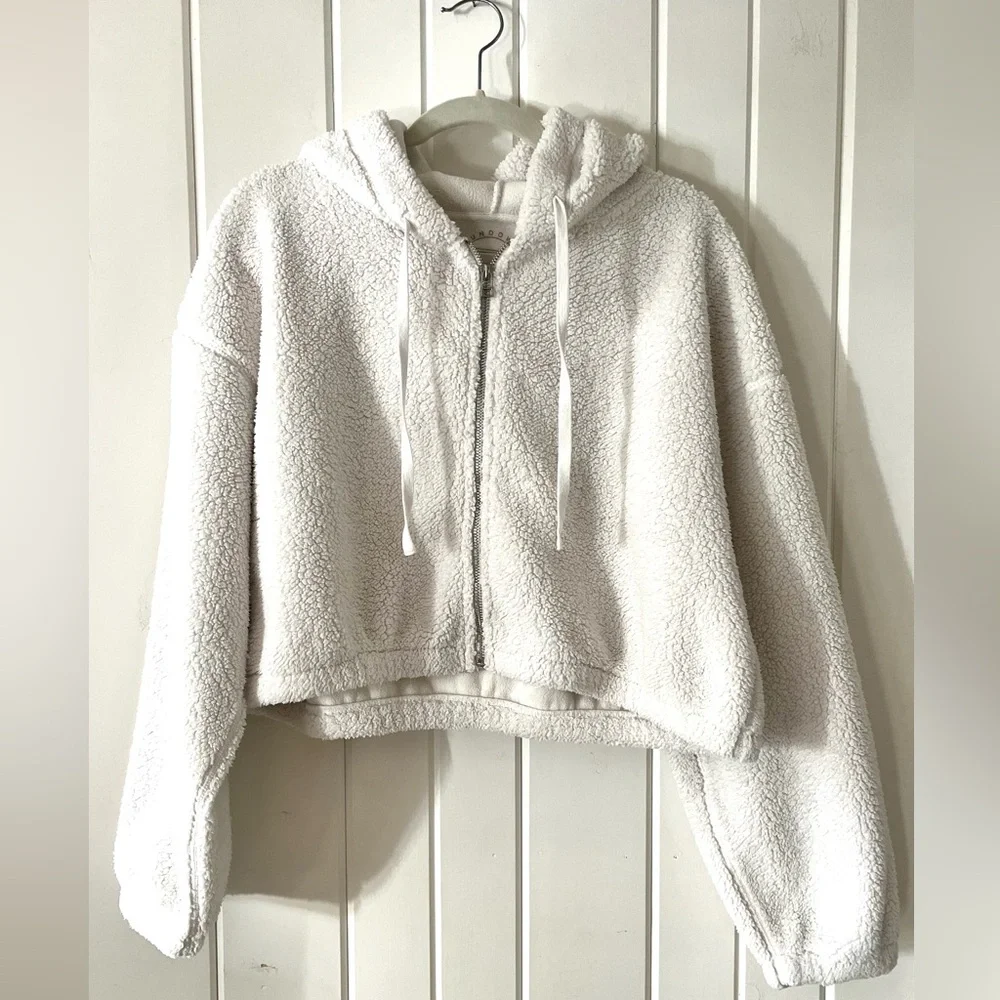 Sundown by Splendid Bowie Hooded Sherpa Crop Jacket in Ivory, Sz L (P2P 23”)
